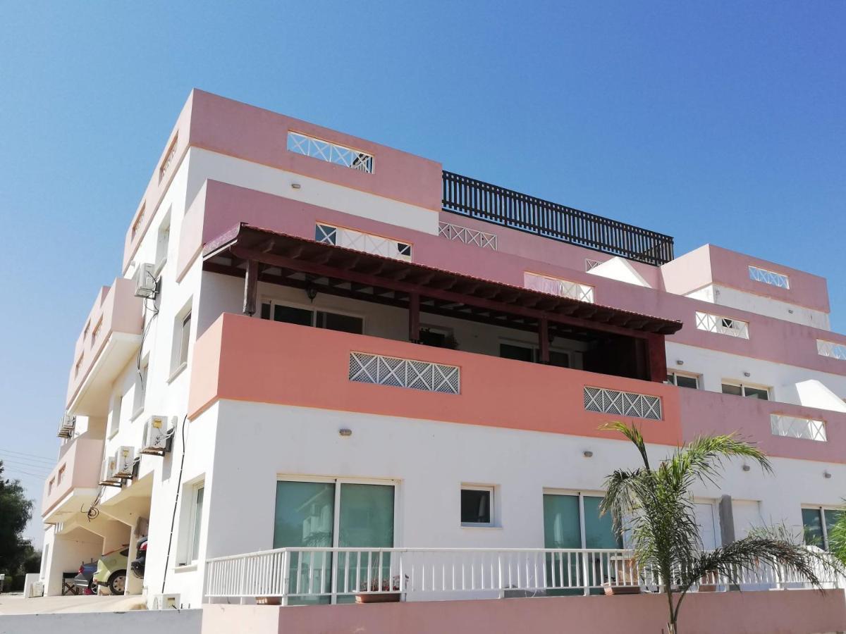 Larnaca Xylophagou 2-bedroom With A Shaded Terrace * Xylophaghou